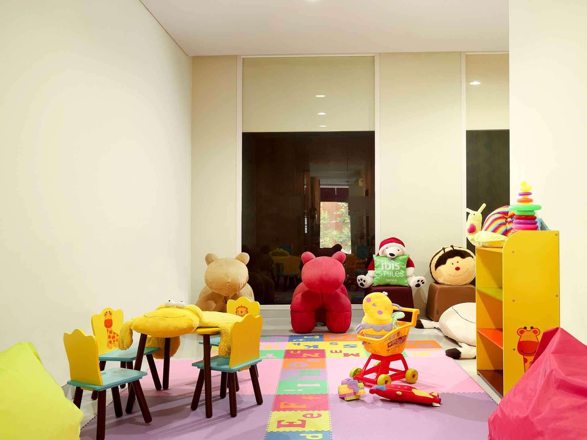 Ibis Styles 3*